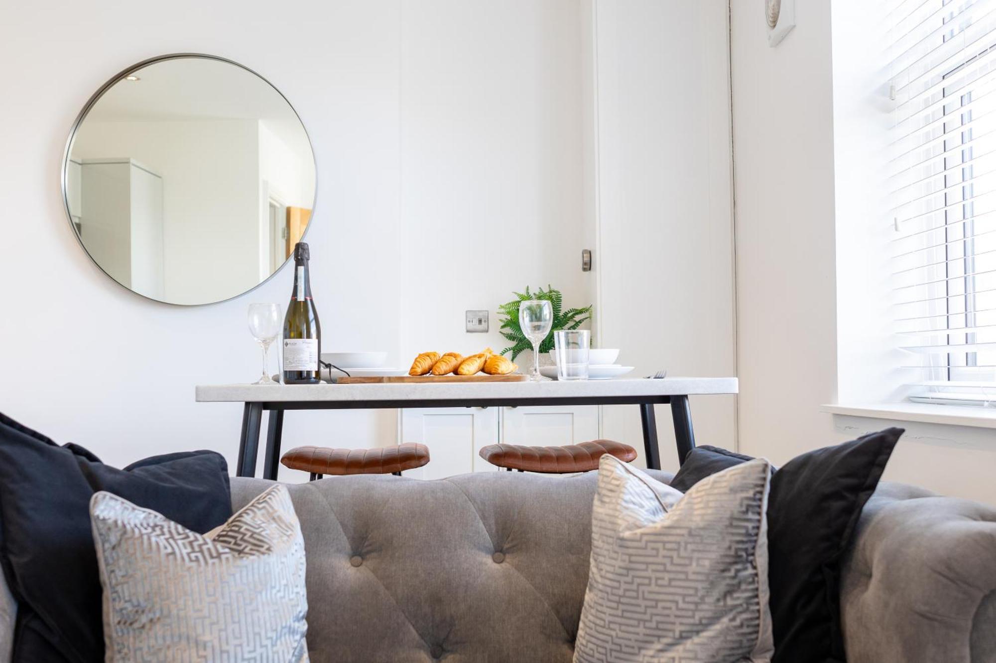 קארדיף Boutique City Centre Apartments מראה חיצוני תמונה